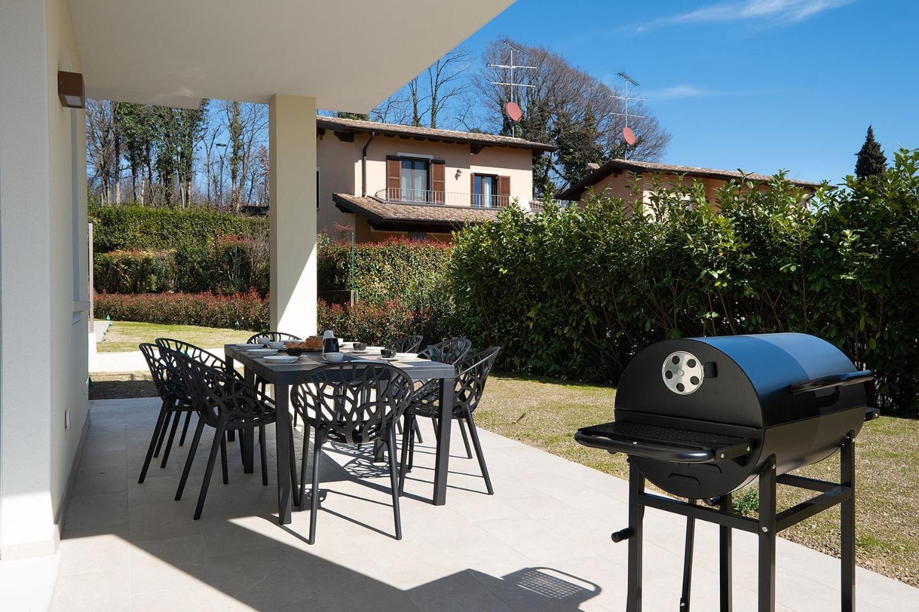 Luxury Villas Gardenia With Private Pool Padenghe sul Garda Dış mekan fotoğraf