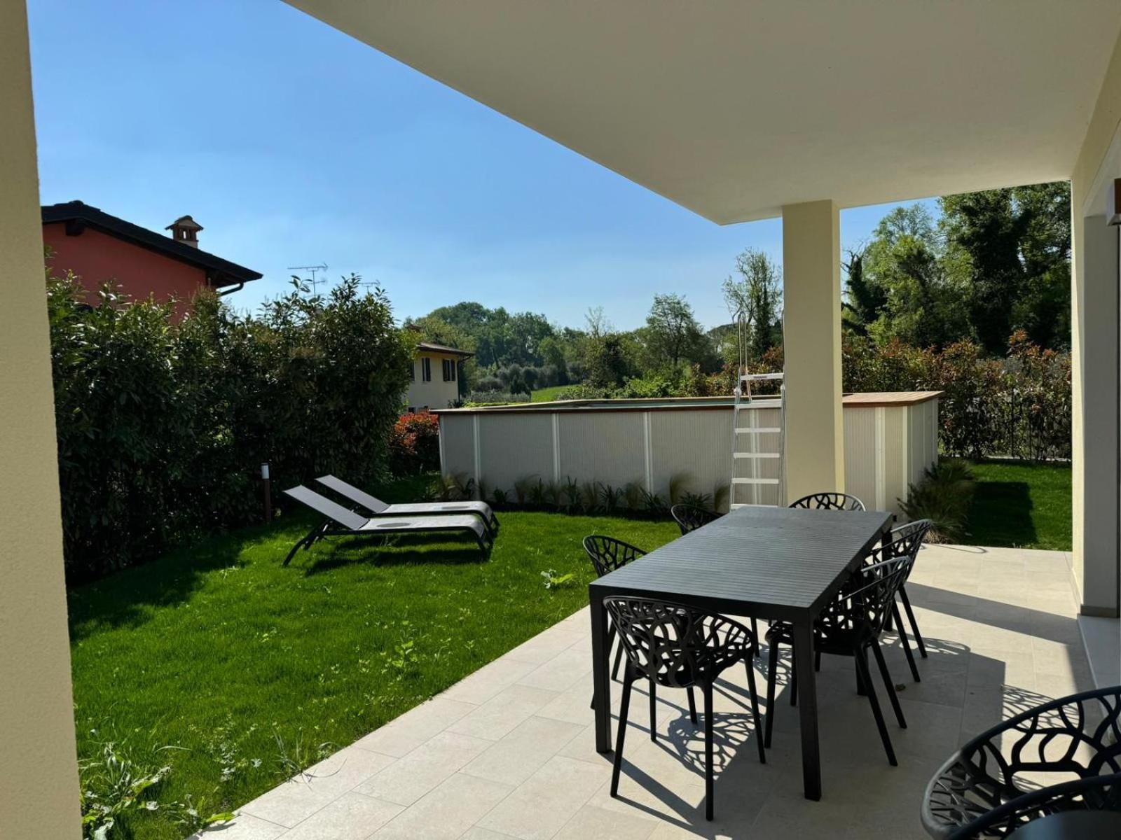 Luxury Villas Gardenia With Private Pool Padenghe sul Garda Dış mekan fotoğraf