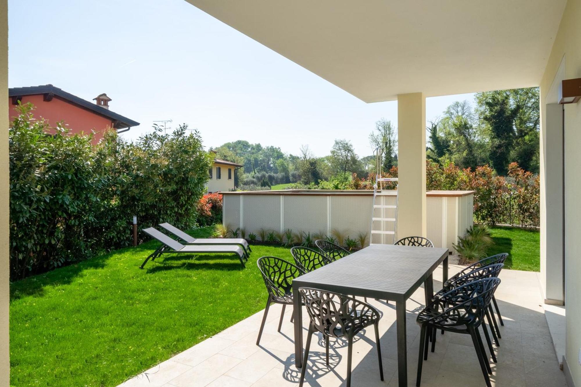 Luxury Villas Gardenia With Private Pool Padenghe sul Garda Dış mekan fotoğraf
