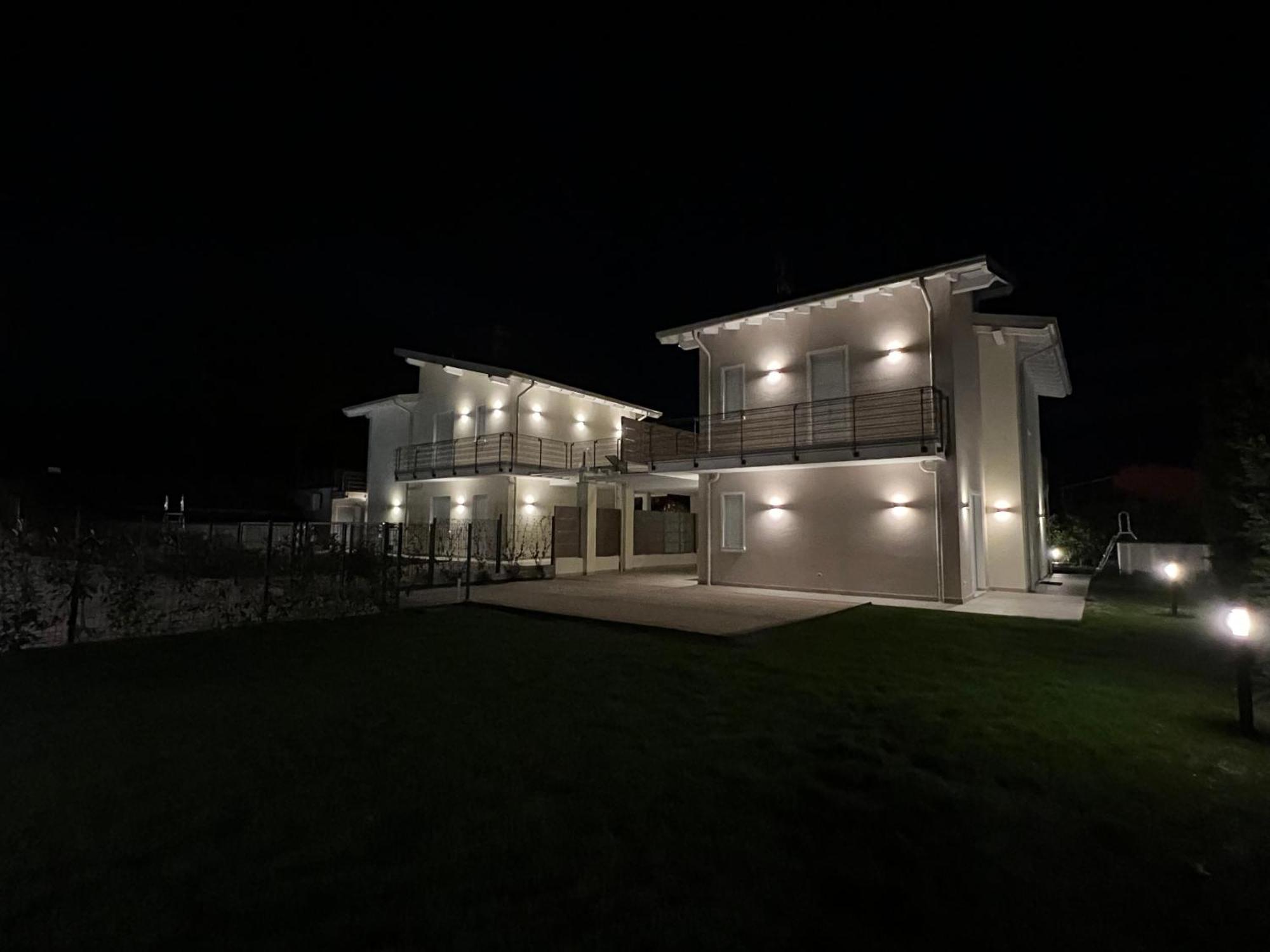 Luxury Villas Gardenia With Private Pool Padenghe sul Garda Dış mekan fotoğraf